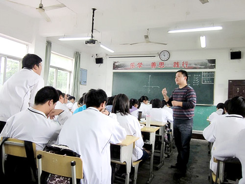 安庆七中:守正创新,构建教育新生态